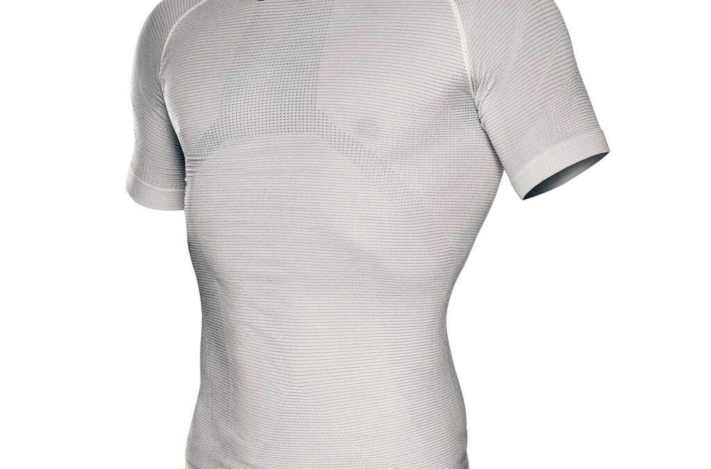 cycling-short-sleeved-base-layer-extremecarbon2-outwet